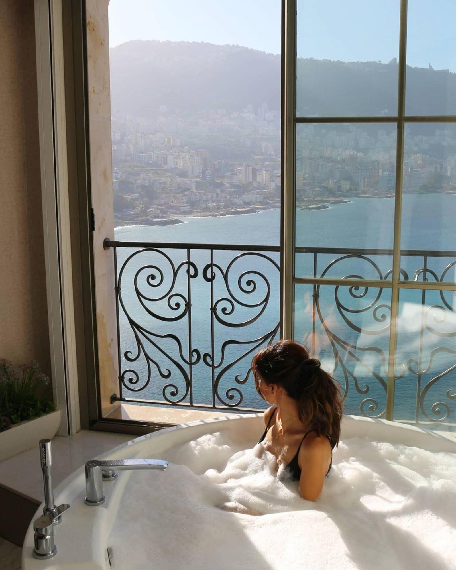 Monte Cassino Hotel Jounieh Exterior photo