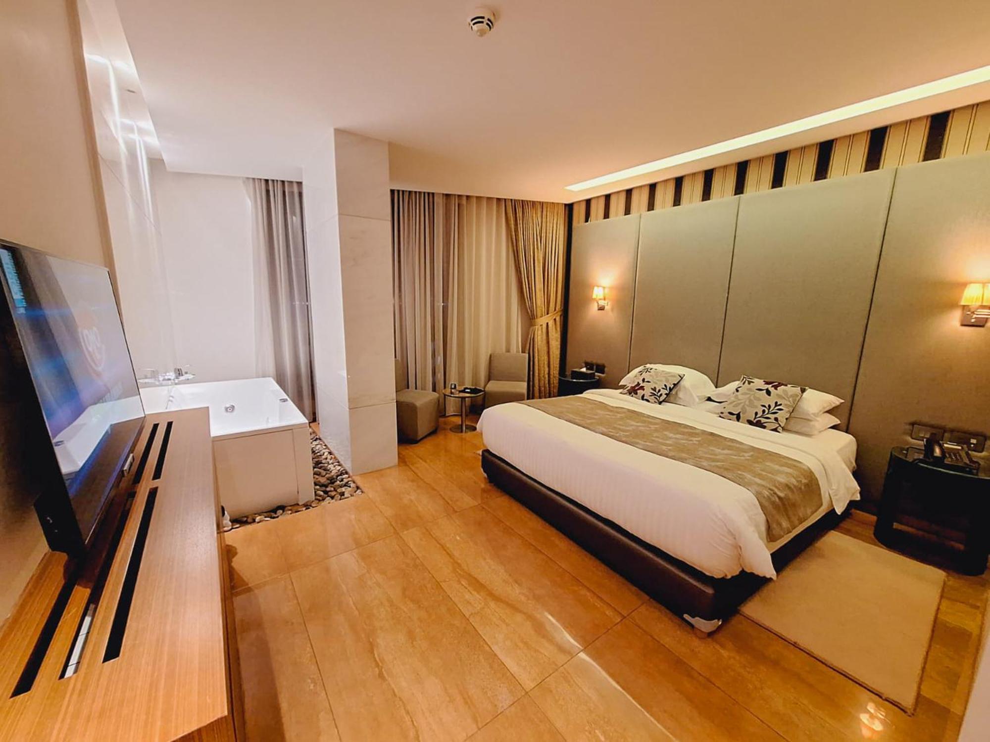 Monte Cassino Hotel Jounieh Exterior photo